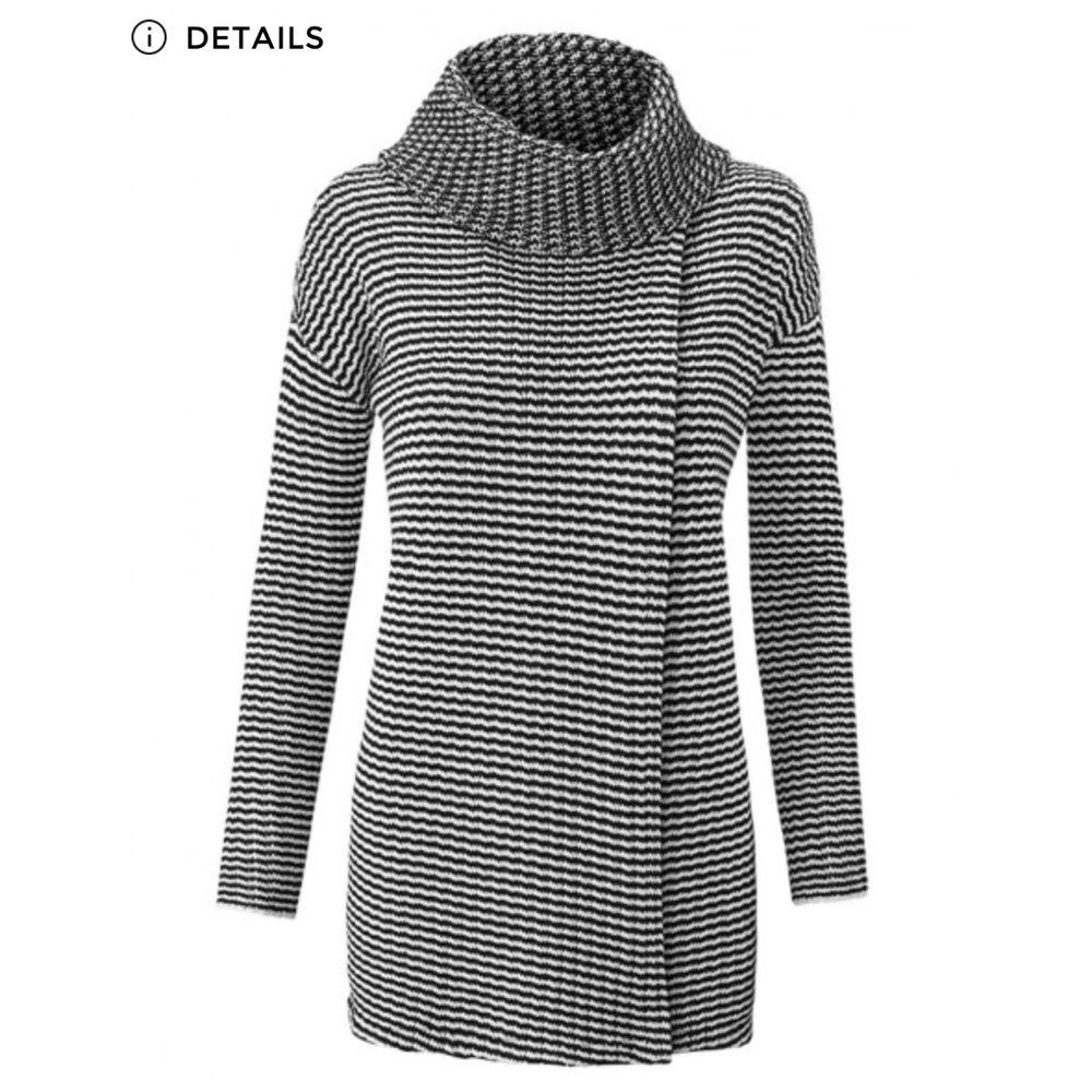 CAbi Fergi Sweater Size Small